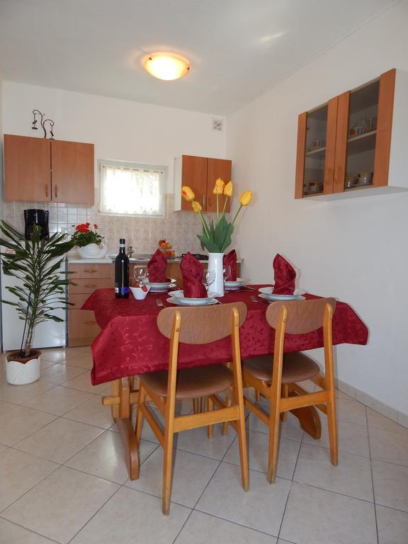 Apartment Strmac Labin  Phòng bức ảnh